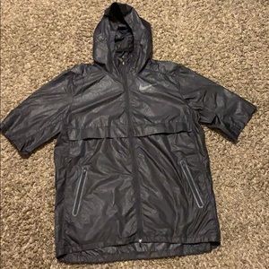 Nike short sleeve windbreaker